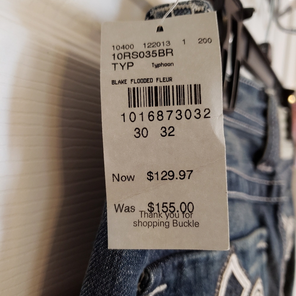 Jeans - Picture 2 of 3